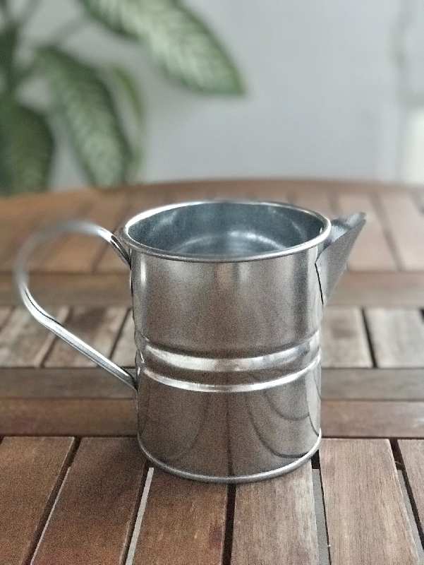 Galvaniz maşrapa saksı